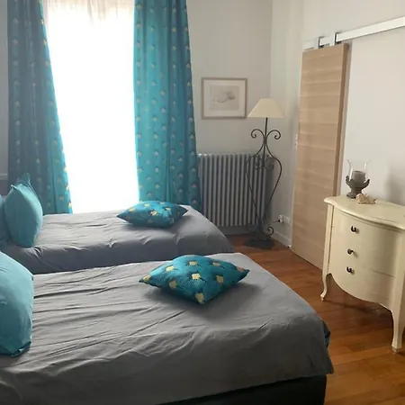 Le Regisseur Apartment