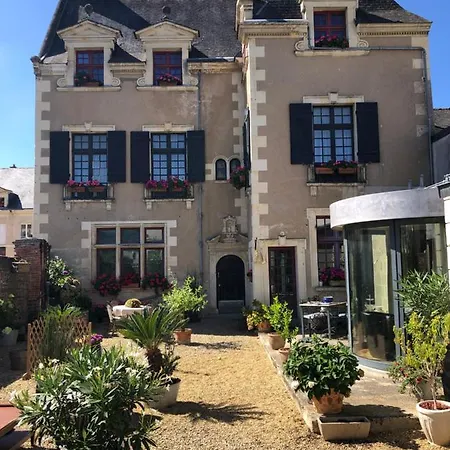 Апартаменты Le Regisseur Brissac-Quince