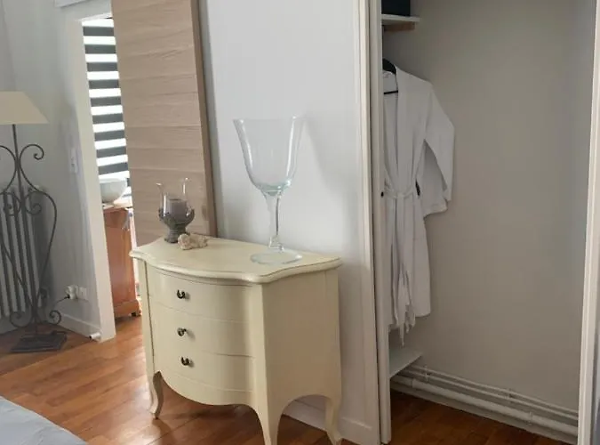 Le Regisseur Apartment