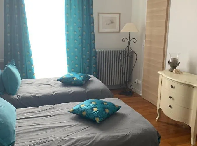 Le Regisseur アパート