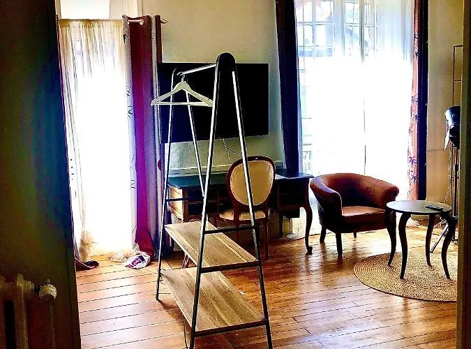 Le Regisseur Apartment Brissac-Quince