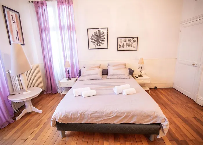 Le Regisseur Apartment